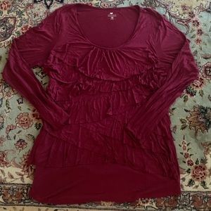 Two hearts maternity ruffled top 
Size 1X
